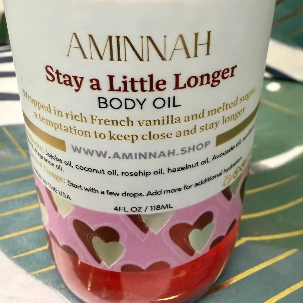 Aminnah Stay a Little Longer Body Oil - Vanilla & Melted Sugar NWT